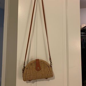 Like new weave crossbody bag. Mint condition.